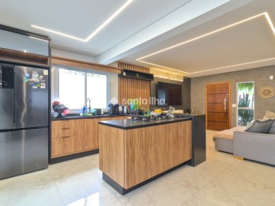 Casa à venda com 137m², 3 quartos, 1 suíte, 2 vagas no bairro Campeche em Florianópolis - Foto 5