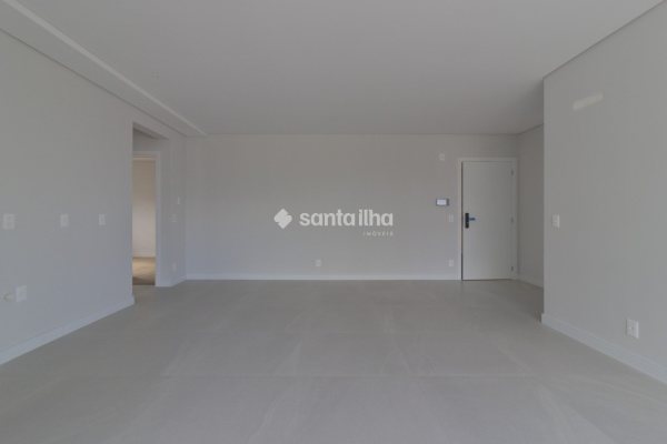 Apartamento à venda com 86m², 3 quartos, 2 suítes, 2 vagas no bairro Coqueiros em Florianópolis