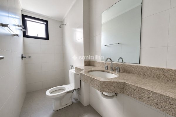 Apartamento à venda com 66m², 2 quartos, 1 suíte, 1 vaga no bairro Itacorubi em Florianópolis