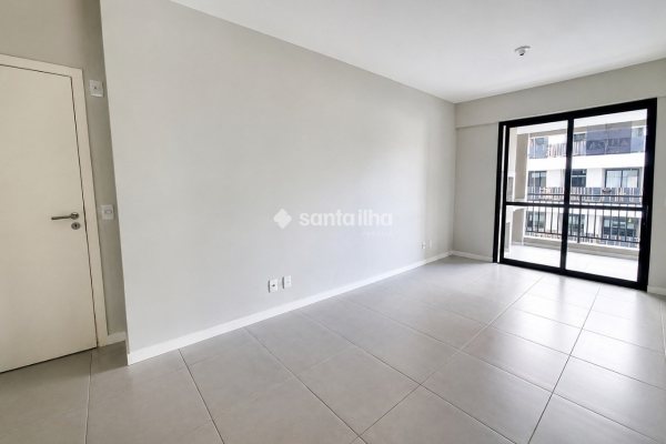 Apartamento à venda com 66m², 2 quartos, 1 suíte, 1 vaga no bairro Itacorubi em Florianópolis