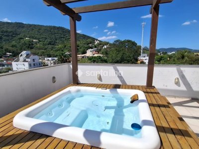 Casa à venda com 336m², 3 quartos, 3 suítes, 2 vagas no bairro Lagoa da Conceição em Florianópolis - Foto 2