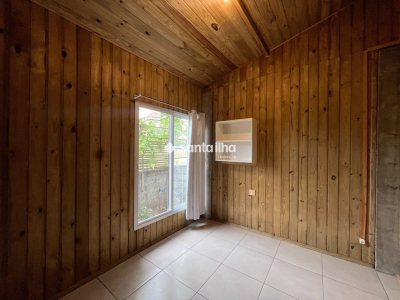 Casa à venda com 70m², 3 quartos, 2 vagas no bairro Campeche em Florianópolis - Foto 32
