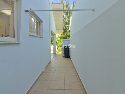 Casa em Condomínio à venda com 300m², 3 quartos, 1 suíte, 2 vagas no bairro Lagoa da Conceição em Florianópolis - Foto 43