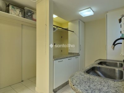 Casa em Condomínio à venda com 300m², 3 quartos, 1 suíte, 2 vagas no bairro Lagoa da Conceição em Florianópolis - Foto 41