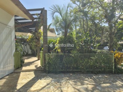 Casa em Condomínio à venda com 300m², 3 quartos, 1 suíte, 2 vagas no bairro Lagoa da Conceição em Florianópolis - Foto 44