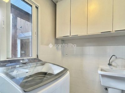 Casa à venda com 154m², 3 quartos, 1 suíte, 2 vagas no bairro Campeche em Florianópolis - Foto 14