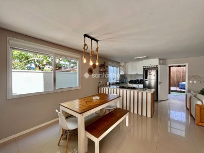 Casa à venda com 154m², 3 quartos, 1 suíte, 2 vagas no bairro Campeche em Florianópolis - Foto 3
