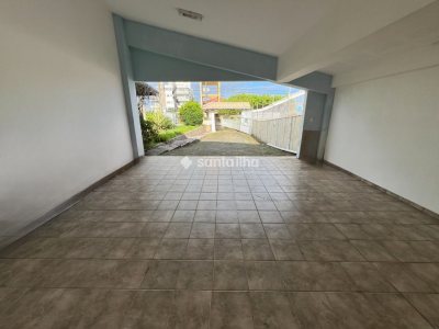 Casa à venda com 167m², 3 quartos, 1 suíte, 5 vagas no bairro Morro das Pedras em Florianópolis - Foto 4