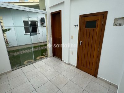 Casa à venda com 167m², 3 quartos, 1 suíte, 5 vagas no bairro Morro das Pedras em Florianópolis - Foto 23