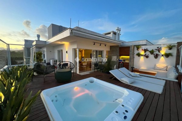 Cobertura à venda com 176m², 3 quartos, 1 suíte, 2 vagas no bairro Novo Campeche em Florianópolis