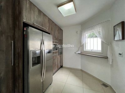 Casa para alugar com 239m², 5 quartos, 3 suítes, 5 vagas no bairro Campeche em Florianópolis - Foto 11