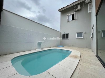 Casa para alugar com 239m², 5 quartos, 3 suítes, 5 vagas no bairro Campeche em Florianópolis - Foto 15