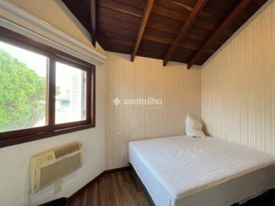 Casa para alugar com 239m², 5 quartos, 3 suítes, 5 vagas no bairro Campeche em Florianópolis - Foto 37