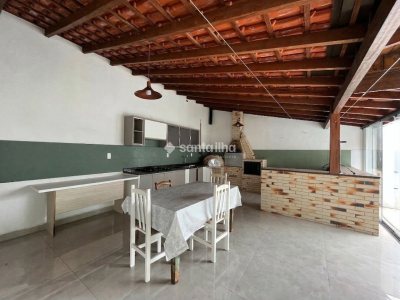 Casa para alugar com 239m², 5 quartos, 3 suítes, 5 vagas no bairro Campeche em Florianópolis - Foto 13