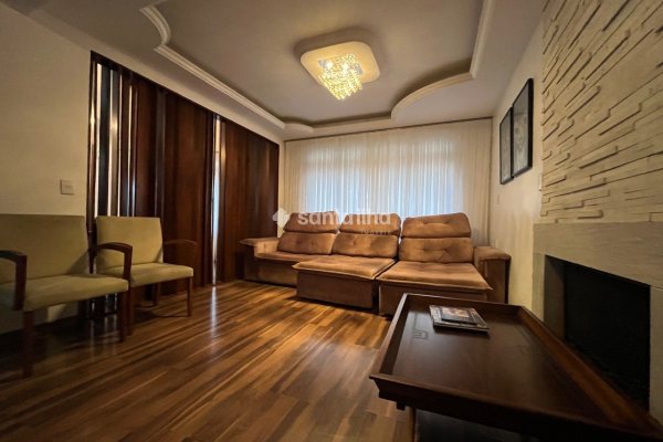 Casa para alugar com 239m², 5 quartos, 3 suítes, 5 vagas no bairro Campeche em Florianópolis