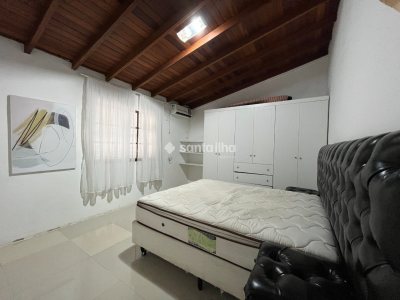 Casa para alugar com 239m², 5 quartos, 3 suítes, 5 vagas no bairro Campeche em Florianópolis - Foto 19