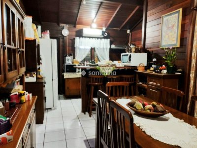 Casa à venda com 242m², 4 quartos, 2 suítes, 6 vagas no bairro Campeche em Florianópolis - Foto 16