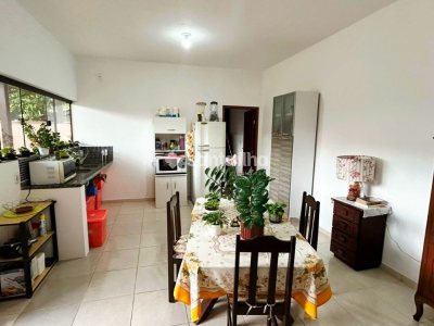 Casa à venda com 242m², 4 quartos, 2 suítes, 6 vagas no bairro Campeche em Florianópolis - Foto 11