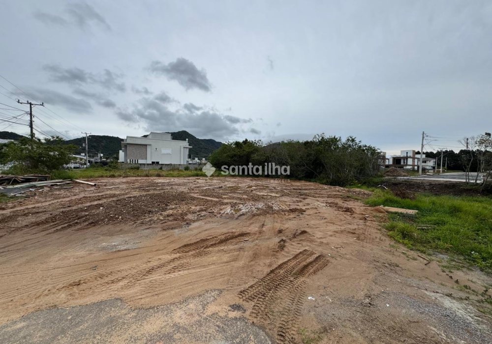 Terreno à venda com 450m² no bairro Ribeirão da Ilha em Florianópolis - Foto 1