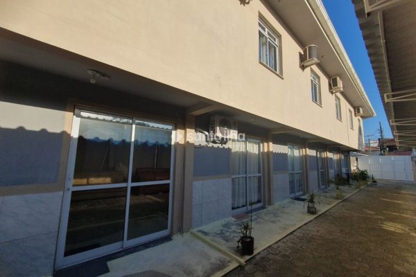 Casa à venda com 400m², 7 quartos, 7 vagas no bairro Campeche em Florianópolis