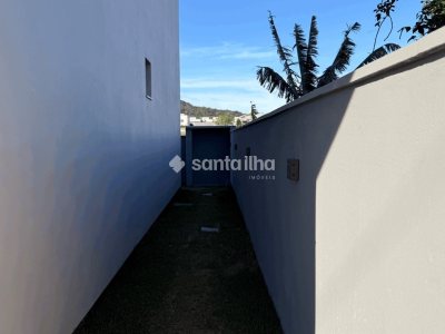 Casa à venda com 112m², 2 quartos, 2 suítes, 1 vaga no bairro Campeche em Florianópolis - Foto 3