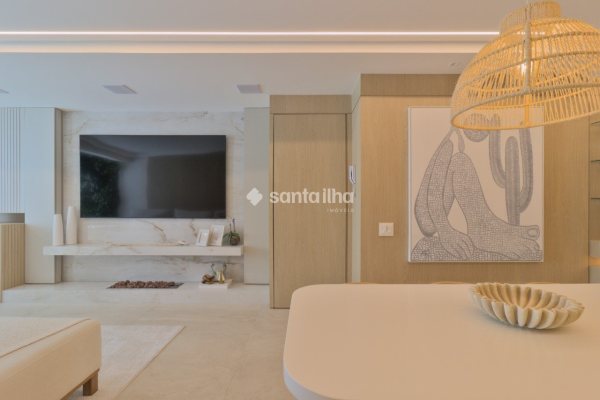 Apartamento à venda com 100m², 3 quartos, 1 suíte, 2 vagas no bairro Jurerê em Florianópolis