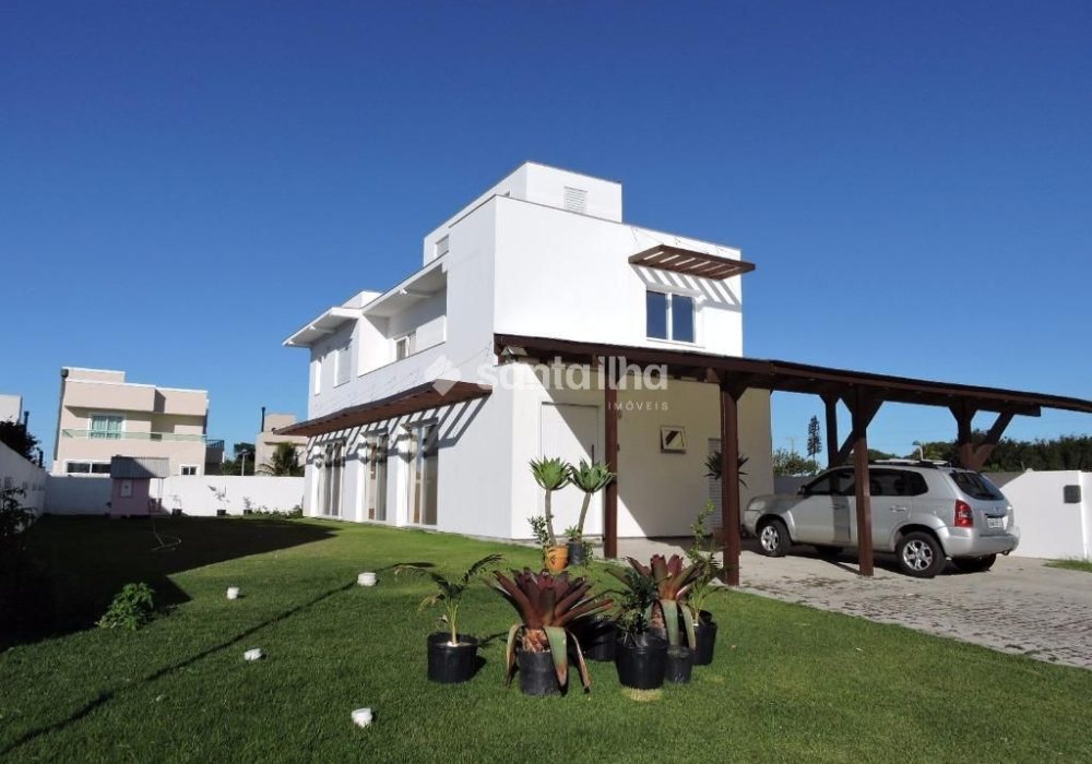 Casa à venda com 300m², 2 quartos, 2 suítes, 6 vagas no bairro Campeche em Florianópolis - Foto 1