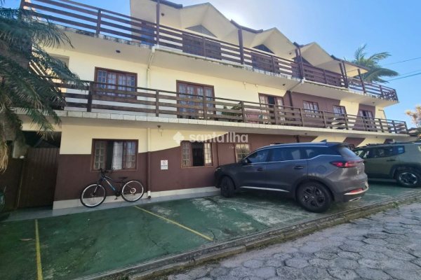 Pousada à venda com 326m², 13 quartos, 1 suíte, 7 vagas no bairro Armação em Florianópolis