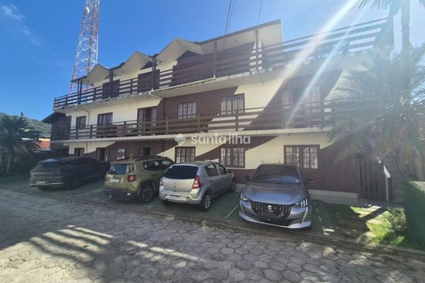 Pousada à venda com 326m², 13 quartos, 1 suíte, 7 vagas no bairro Armação em Florianópolis