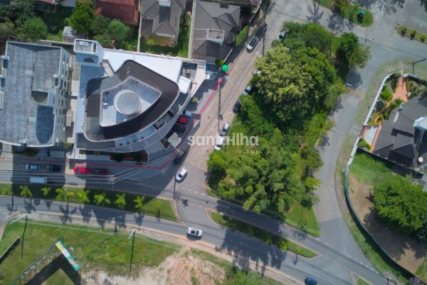 Loja à venda com 46m² no bairro Córrego Grande em Florianópolis