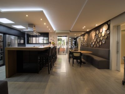Apartamento à venda com 325m², 4 quartos, 2 suítes, 3 vagas no bairro Centro em Florianópolis - Foto 7