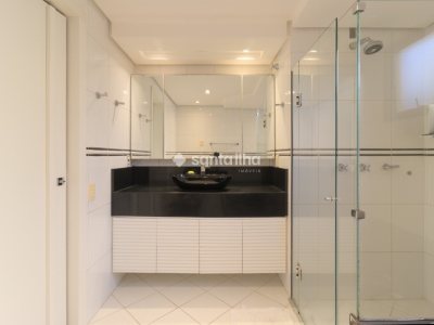 Apartamento à venda com 325m², 4 quartos, 2 suítes, 3 vagas no bairro Centro em Florianópolis - Foto 18
