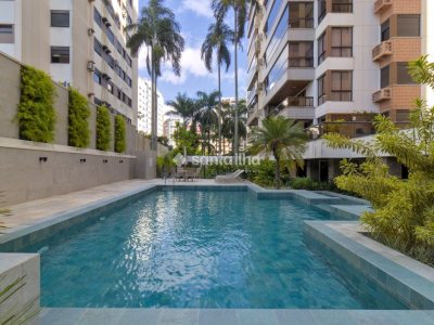 Apartamento à venda com 325m², 4 quartos, 2 suítes, 3 vagas no bairro Centro em Florianópolis - Foto 30