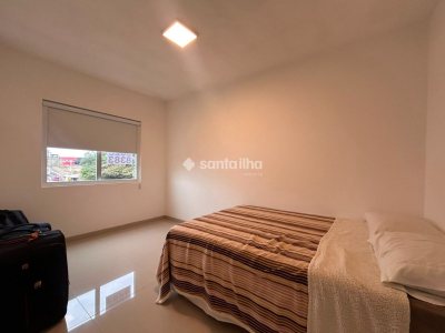 Apartamento à venda com 75m², 2 quartos, 1 suíte, 1 vaga no bairro Capoeiras em Florianópolis - Foto 15