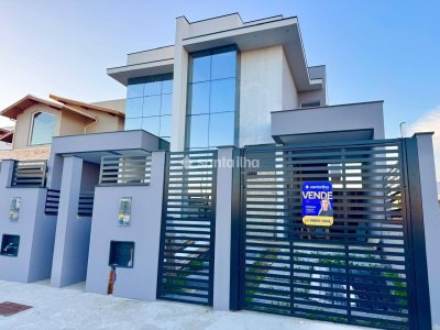 Casa à venda com 174m², 3 quartos, 3 suítes, 1 vaga no bairro Campeche em Florianópolis - Foto 2