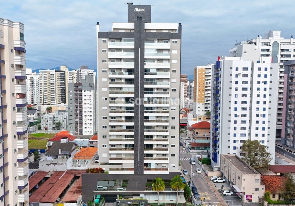 Apartamento à venda com 83m², 2 quartos, 2 suítes, 1 vaga no bairro Campinas em Florianópolis - Foto 1