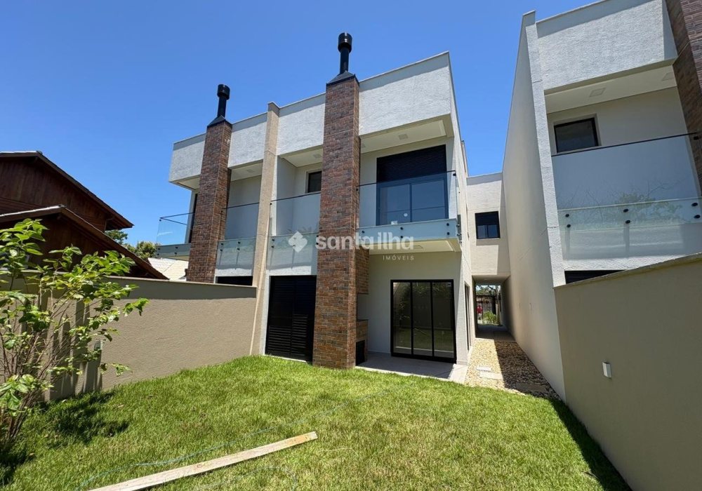 Casa à venda com 147m², 4 quartos, 3 suítes, 1 vaga no bairro Campeche em Florianópolis - Foto 1