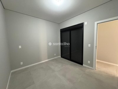 Casa à venda com 147m², 4 quartos, 3 suítes, 1 vaga no bairro Campeche em Florianópolis - Foto 20