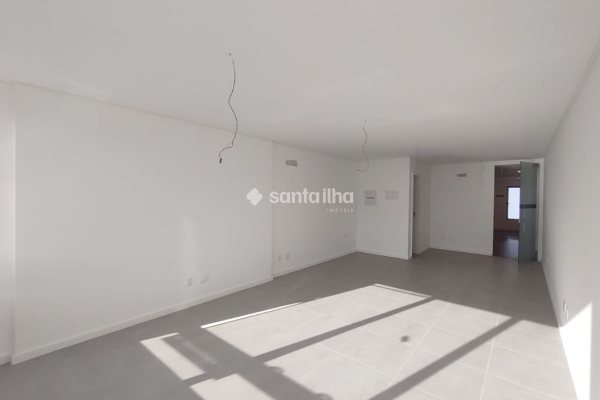 Sala/Conjunto à venda com 39m², 1 vaga no bairro Saco dos Limões em Florianópolis
