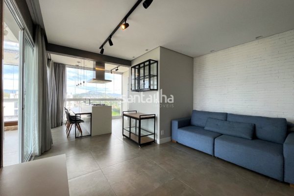 Cobertura à venda com 120m², 2 quartos, 2 suítes, 2 vagas no bairro Campeche em Florianópolis