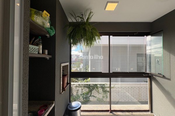Apartamento à venda com 70m², 2 quartos, 1 suíte, 1 vaga no bairro Ribeirão da Ilha em Florianópolis