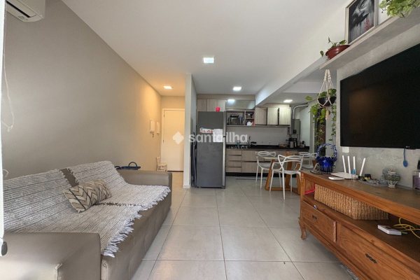 Apartamento à venda com 70m², 2 quartos, 1 suíte, 1 vaga no bairro Ribeirão da Ilha em Florianópolis