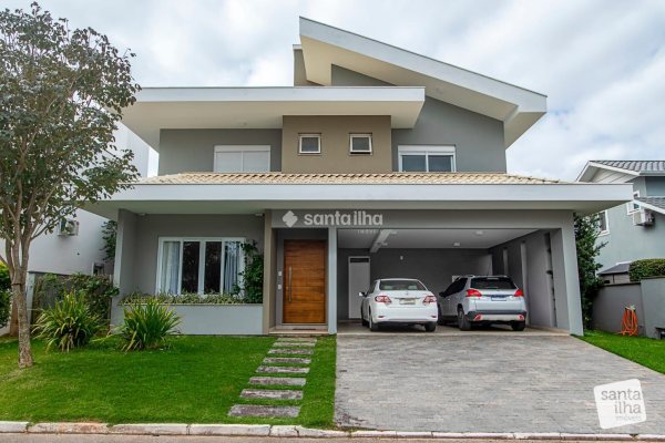 Casa em Condomínio à venda com 277m², 4 quartos, 4 suítes, 2 vagas no bairro Autódromo em Florianópolis