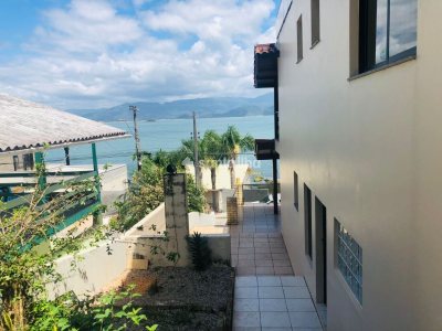 Casa à venda com 414m², 4 quartos, 2 suítes, 3 vagas no bairro Ribeirão da Ilha em Florianópolis - Foto 2
