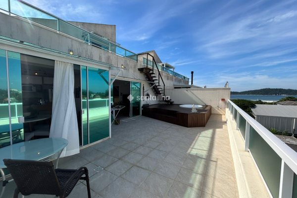 Cobertura à venda com 179m², 2 quartos, 2 suítes, 2 vagas no bairro Campeche em Florianópolis