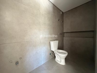 Casa à venda com 175m², 3 quartos, 1 suíte, 2 vagas no bairro Campeche em Florianópolis - Foto 16
