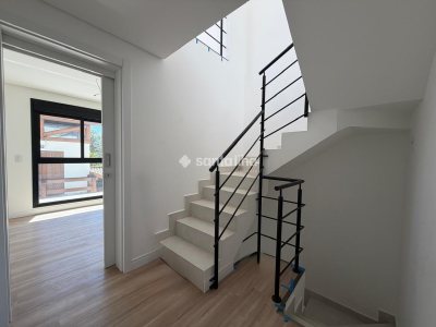 Casa à venda com 175m², 3 quartos, 1 suíte, 2 vagas no bairro Campeche em Florianópolis - Foto 18