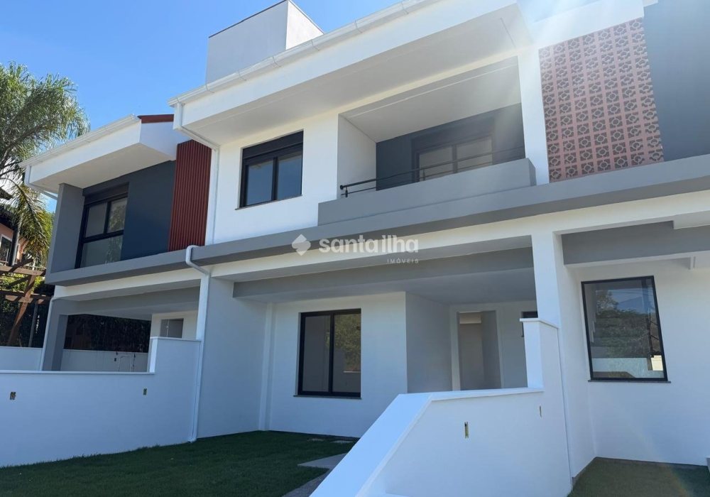 Casa à venda com 175m², 3 quartos, 1 suíte, 2 vagas no bairro Campeche em Florianópolis - Foto 1