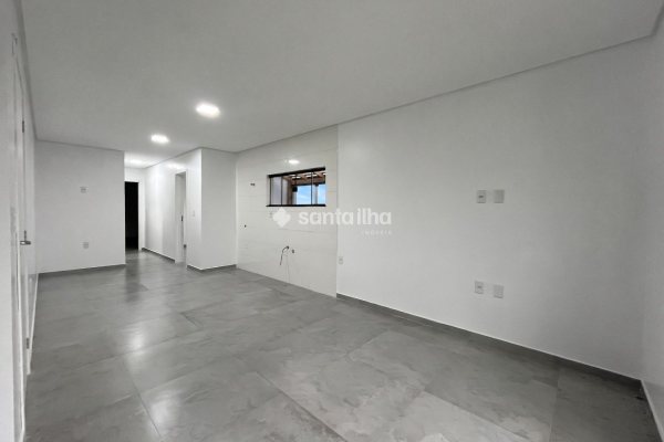 Apartamento para alugar com 60m², 2 quartos, 1 suíte, 1 vaga no bairro Campeche em Florianópolis