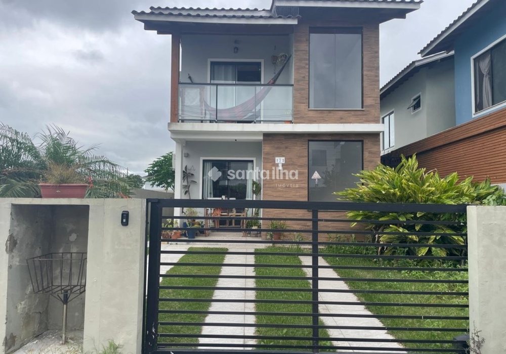 Casa à venda com 110m², 3 quartos, 1 suíte, 1 vaga no bairro Campeche em Florianópolis - Foto 1